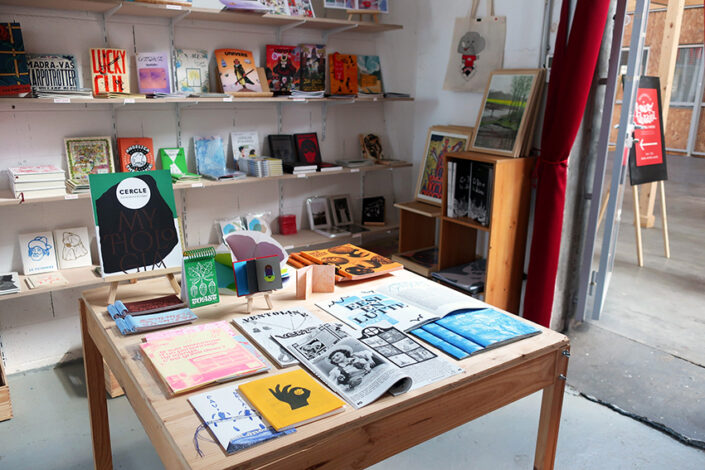 micro-librairie-central-vapeur